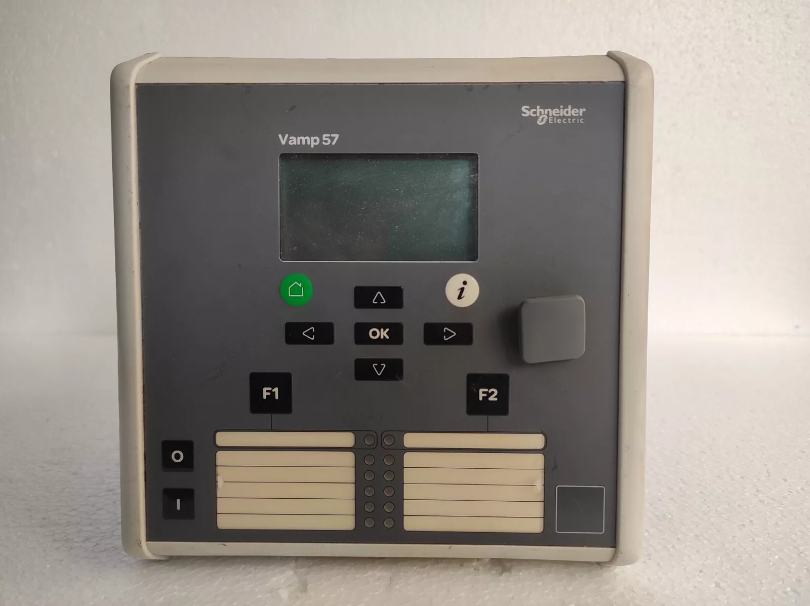 Schneider vamp 57 / VAMP 57 V57F-4ABA1ABA Voltage Protection Relay